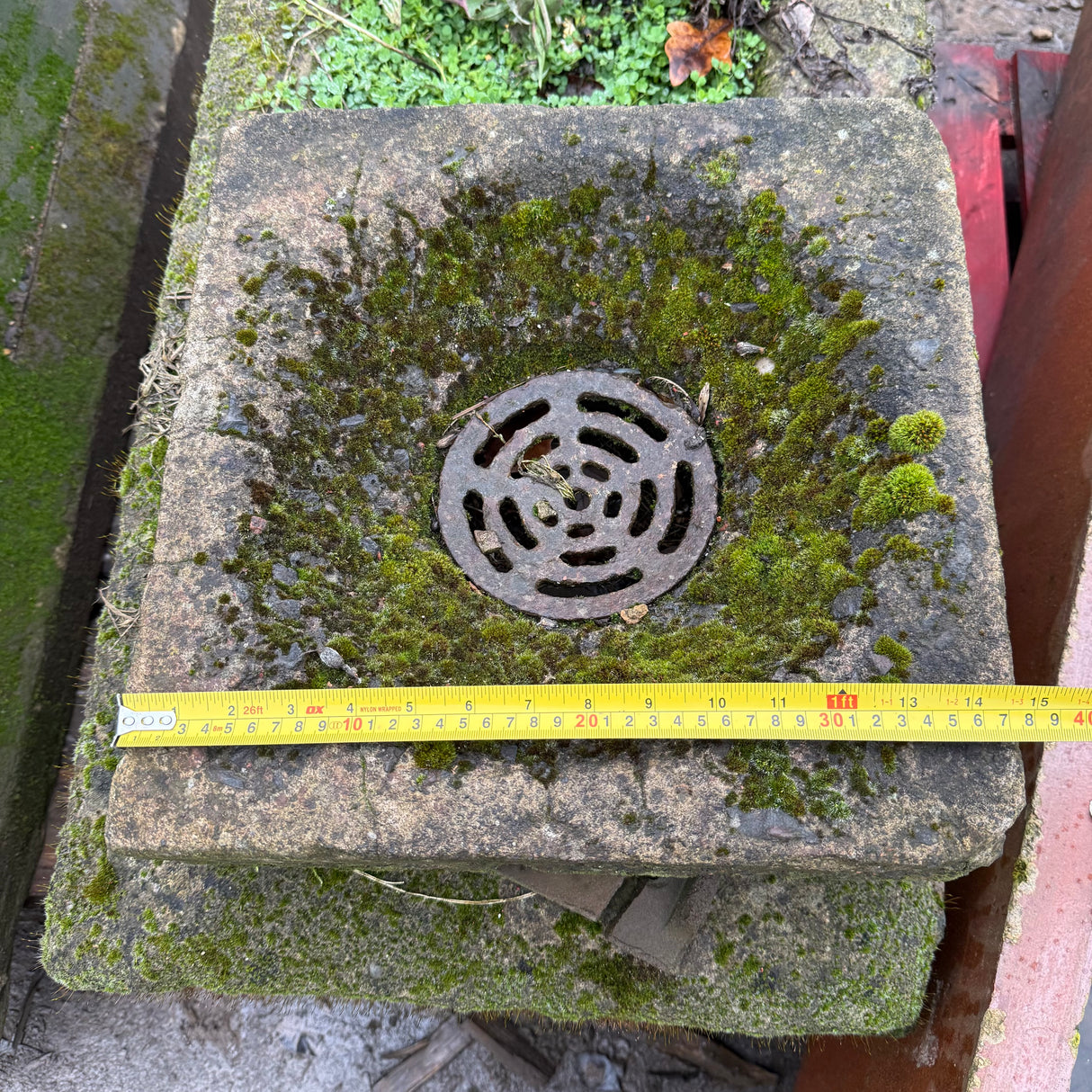 Reclaimed Stone Gully with Metal Grate