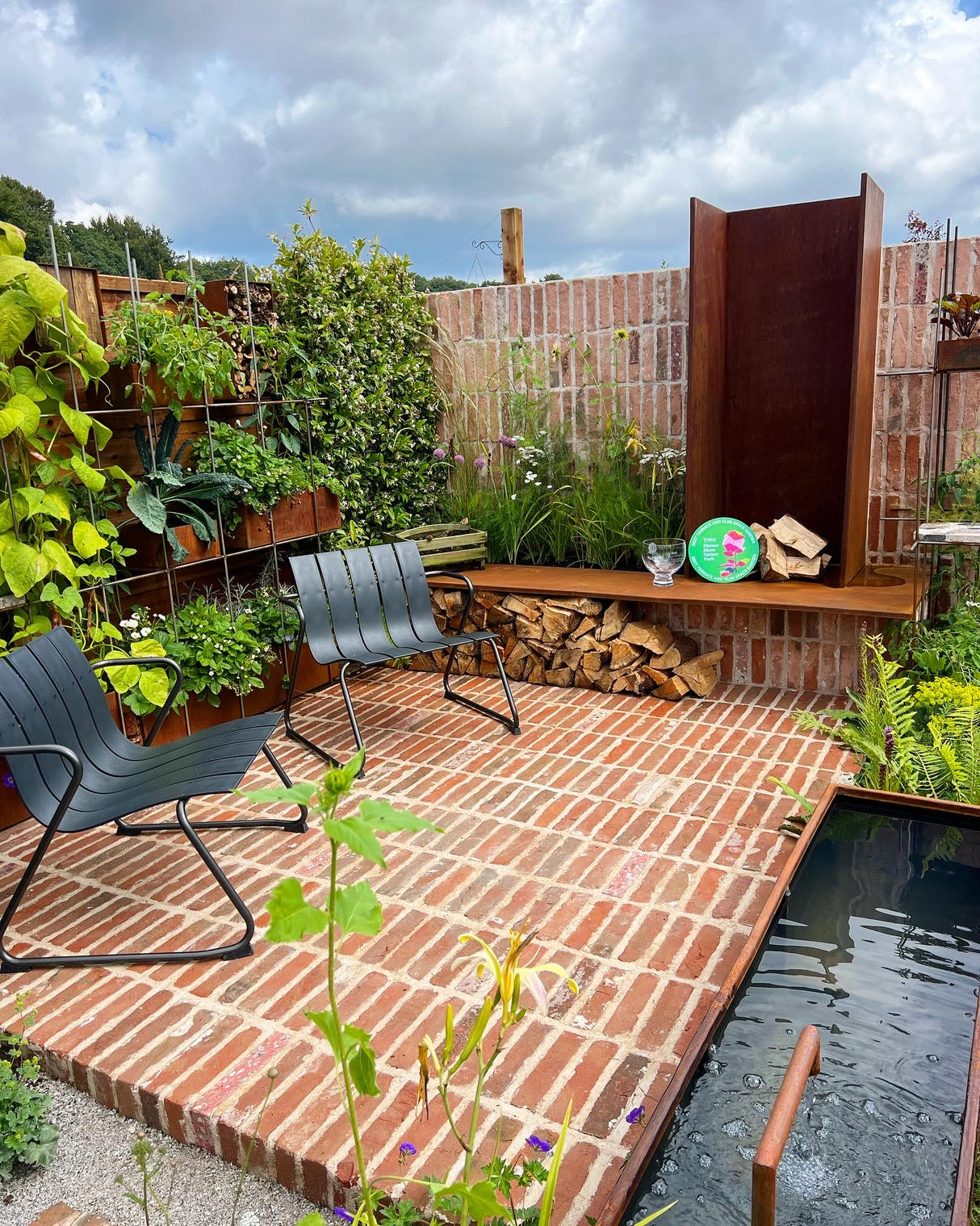 Brick Yard Garden - RHS Tatton Flower Shower 2023