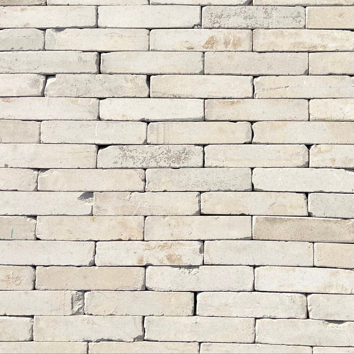 Reclaimed White Linear Bricks | Pack Of 400 Bricks | Free Delivery