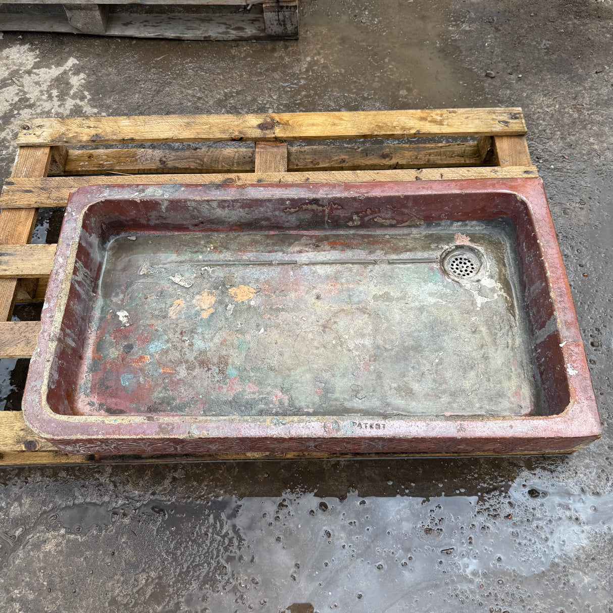 Decorative Glazed Brown Sink