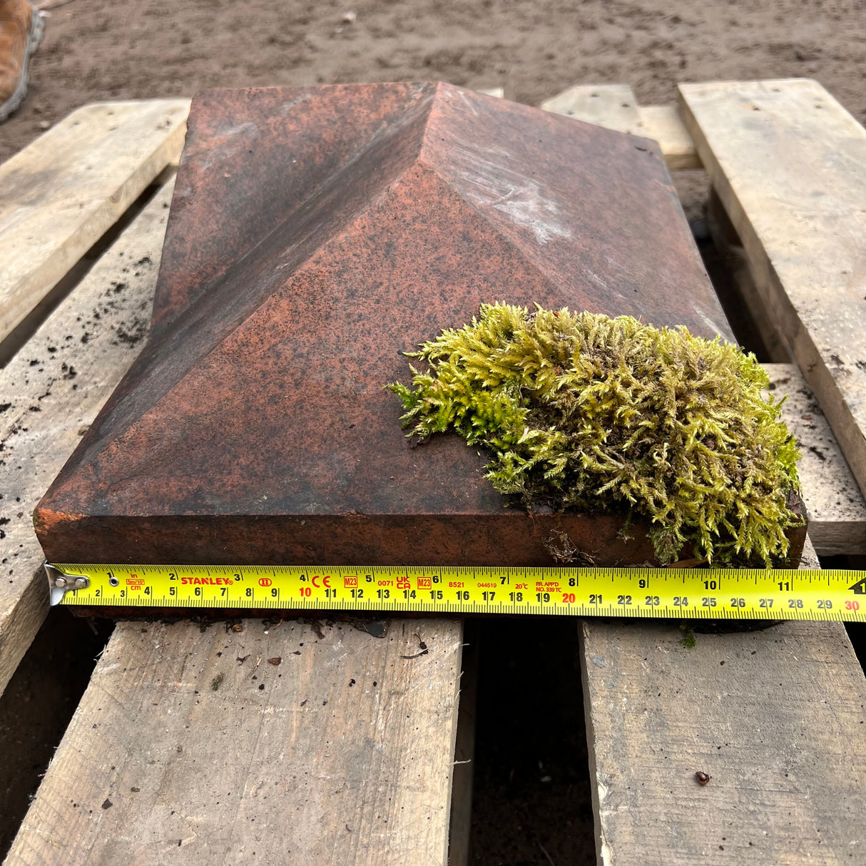Reclaimed Terracotta Red Brick Wall Coping Corner & End