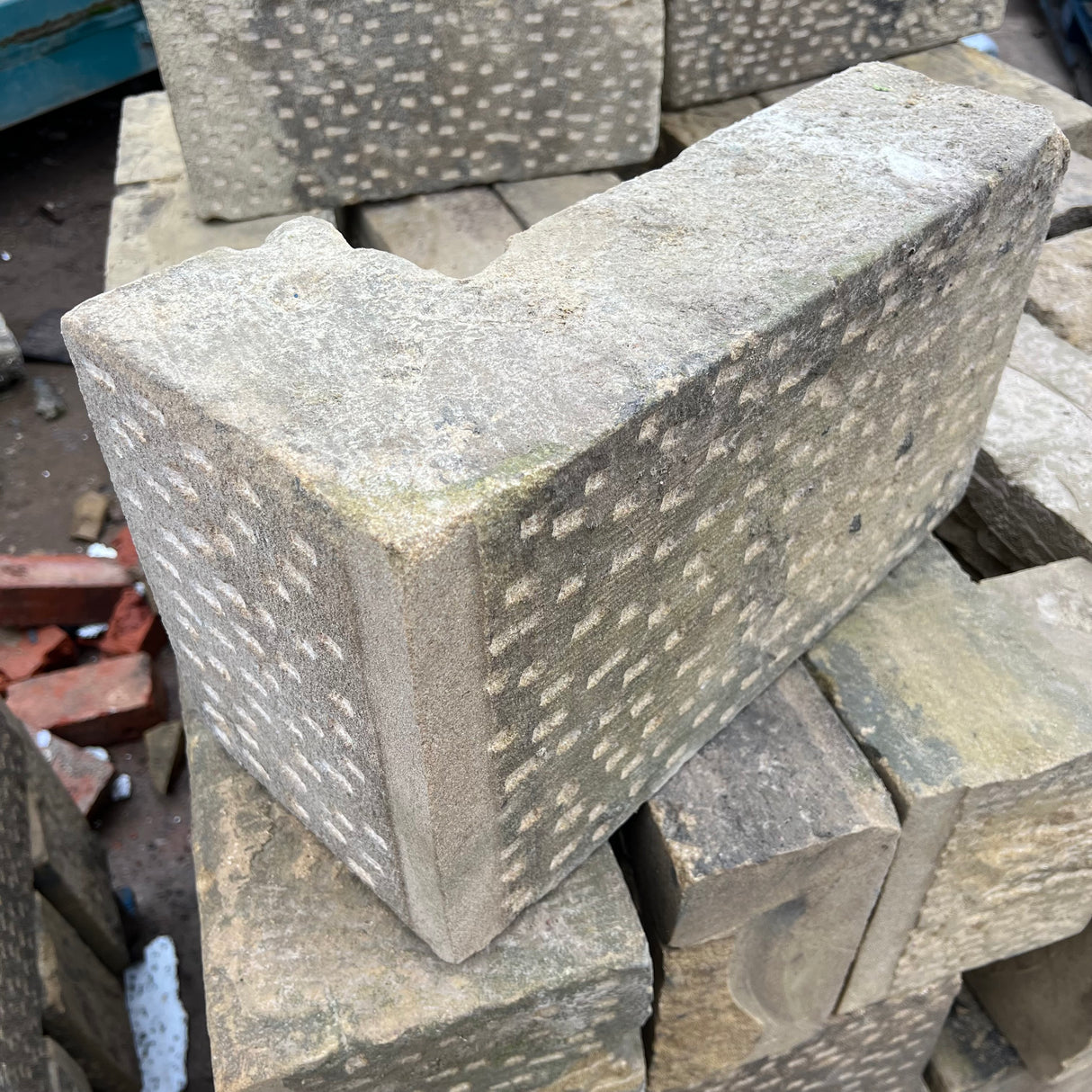 Punched and Draft Stone Quoins