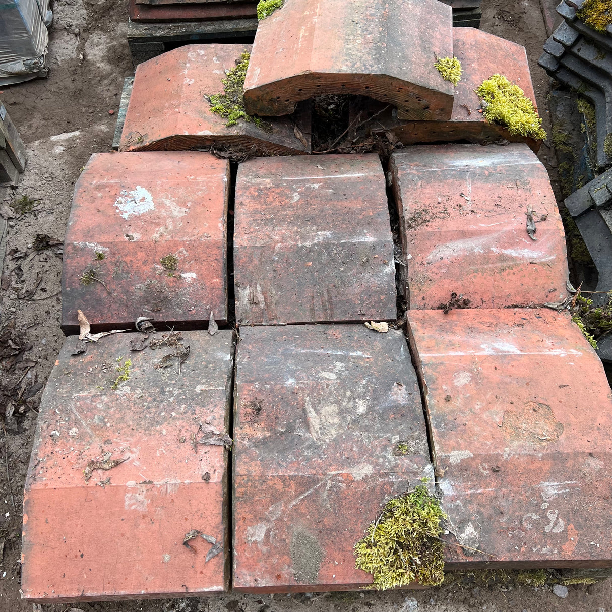 Reclaimed Terracotta Red Wall Coping Brick - Job Lot of 9ft