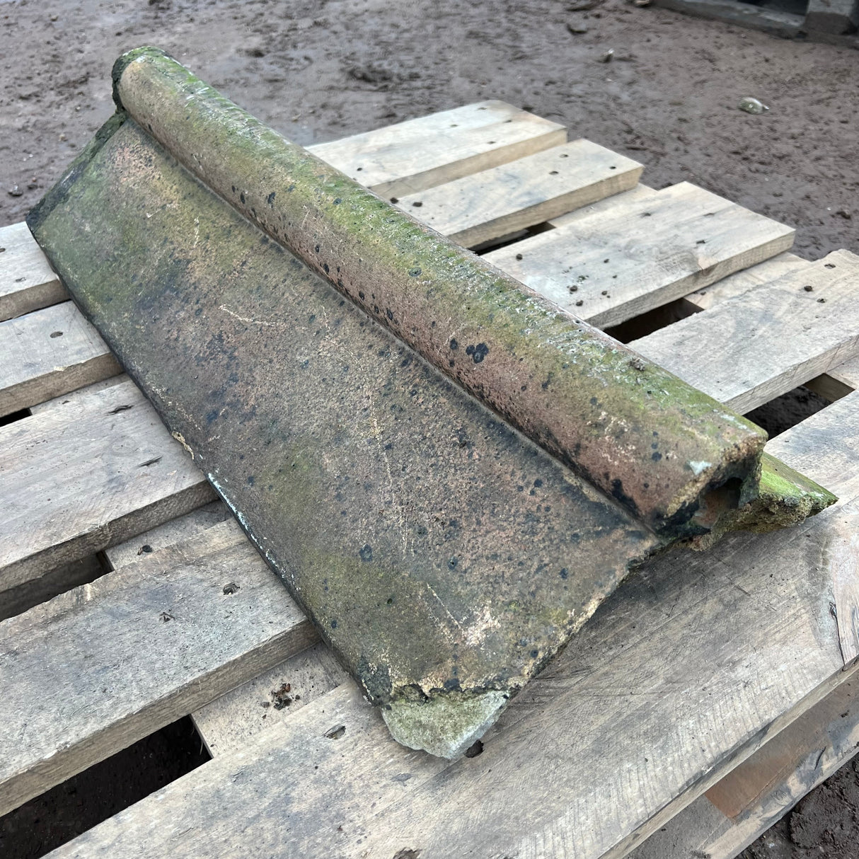 Reclaimed Buff Roll Top 23" Clay Roof Ridge Tile - 110 Degree