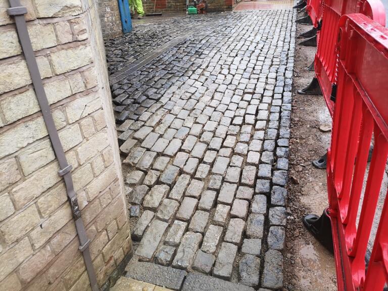Reclaimed Mixed Granite Driveway in London