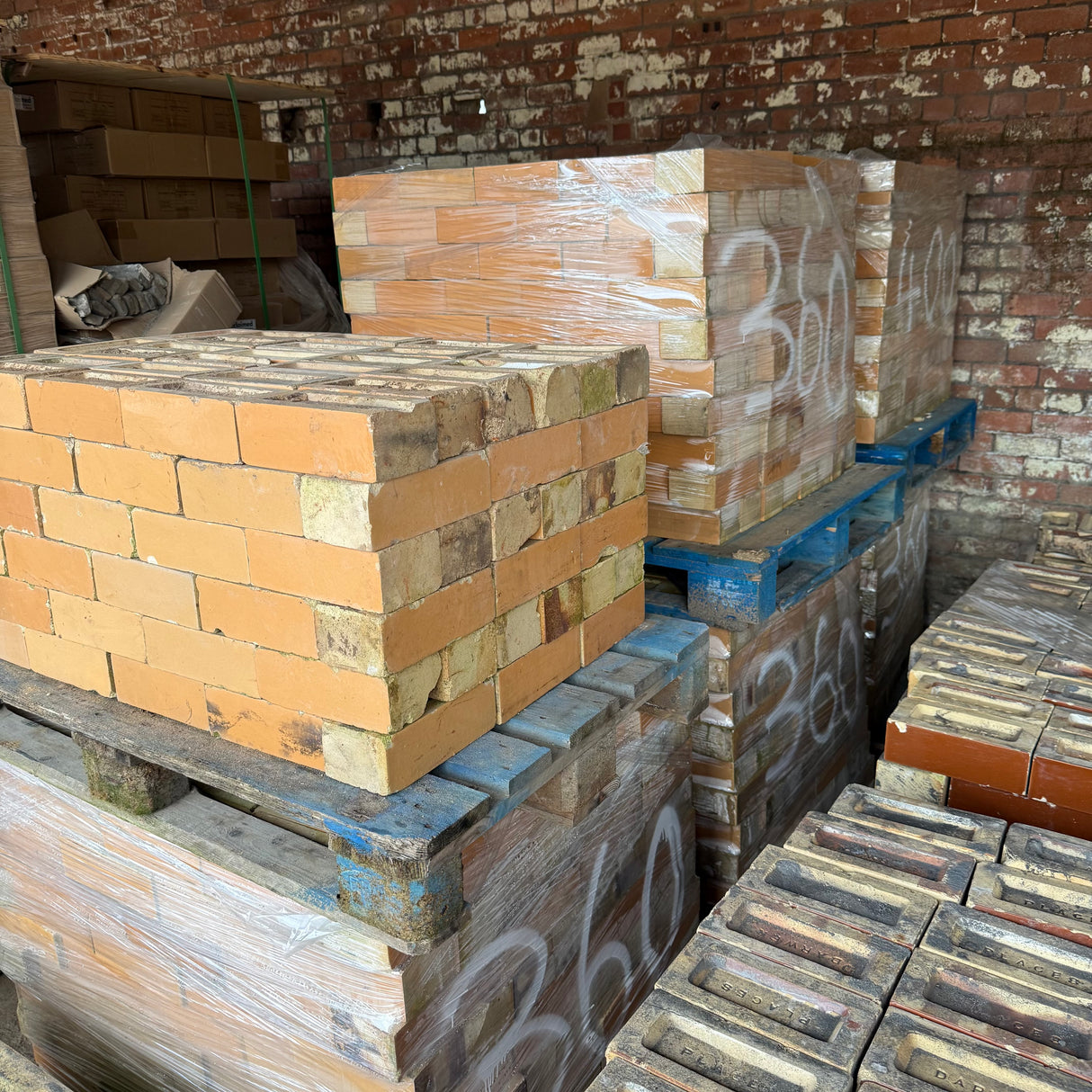 Reclaimed Beige Glazed Bricks