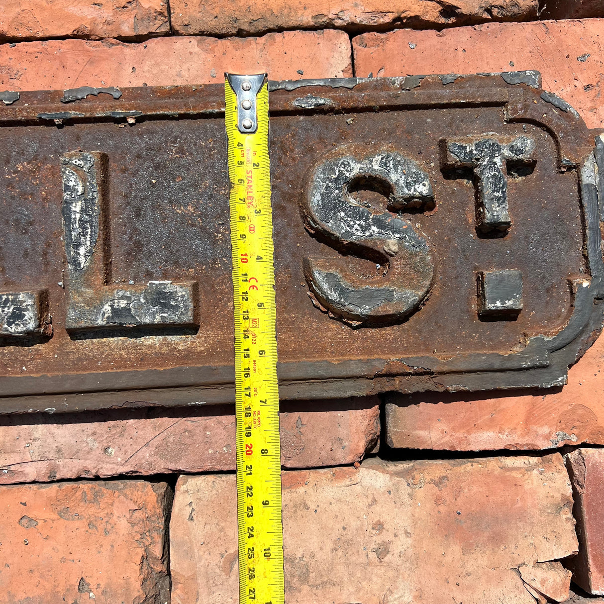 Original Cast Iron ‘Russell St’ Street Sign