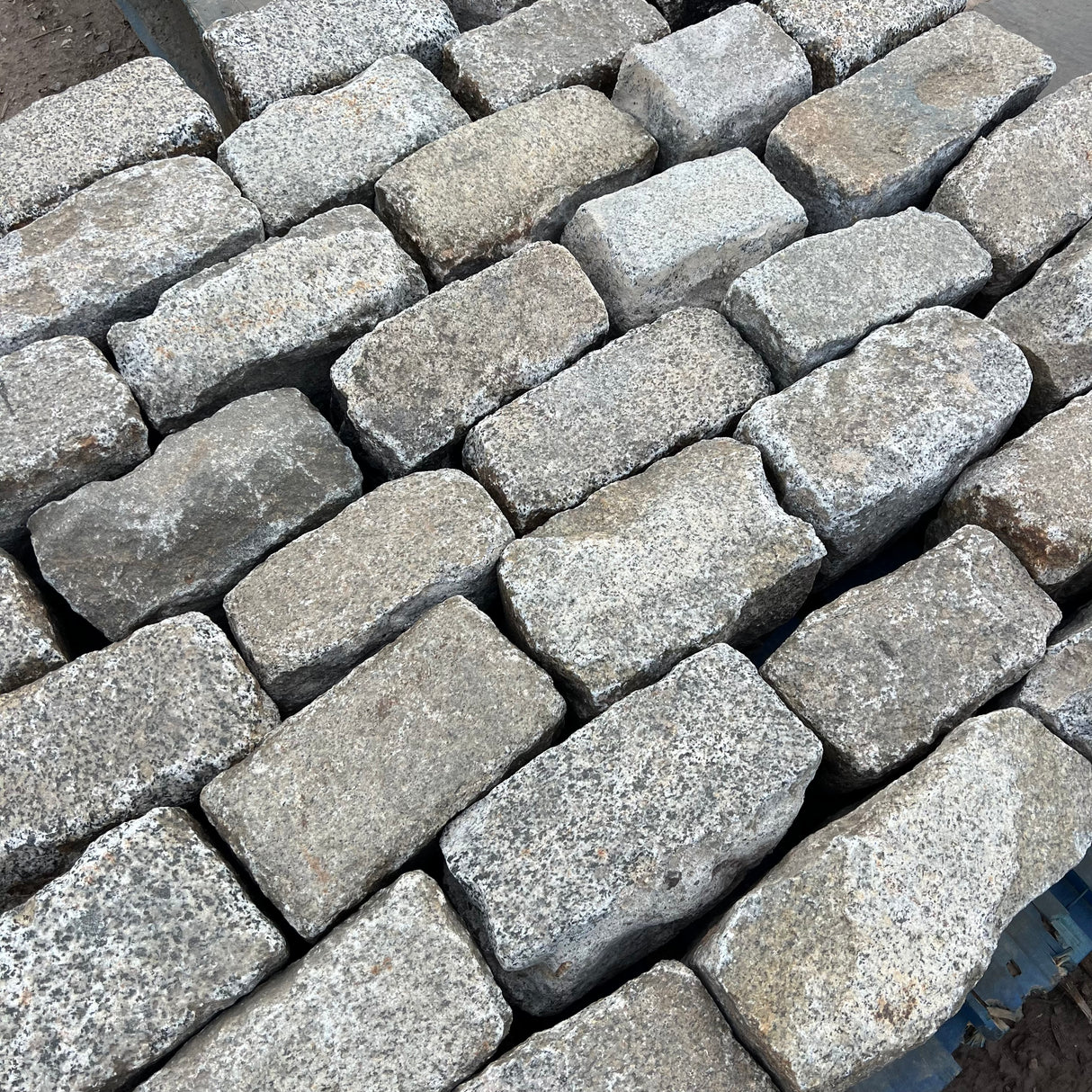 Reclaimed Elongated London Granite Cobble Setts - Bulk Bag