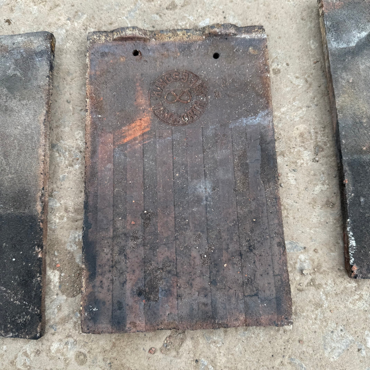 Reclaimed Machine Made Kingsbury Roofing Tiles