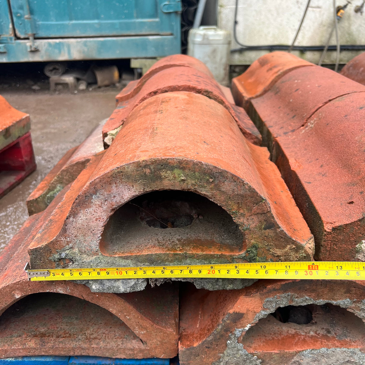 Reclaimed Saddleback Wall Coping Bricks - Job Lot of 21