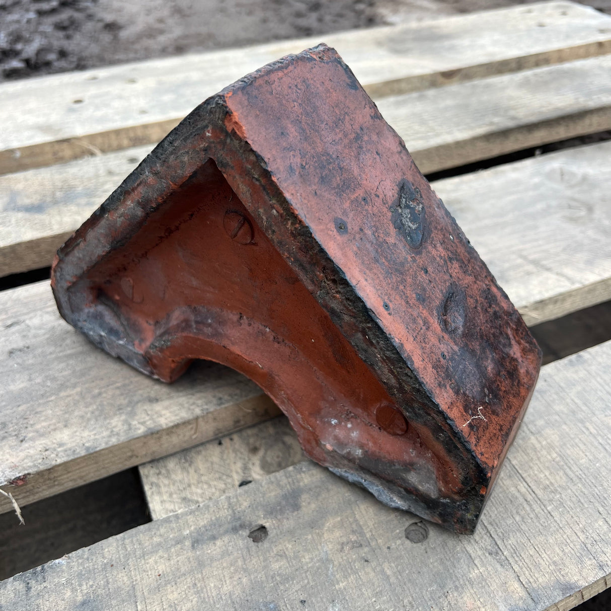 Reclaimed Red Triangle Wall Coping Brick