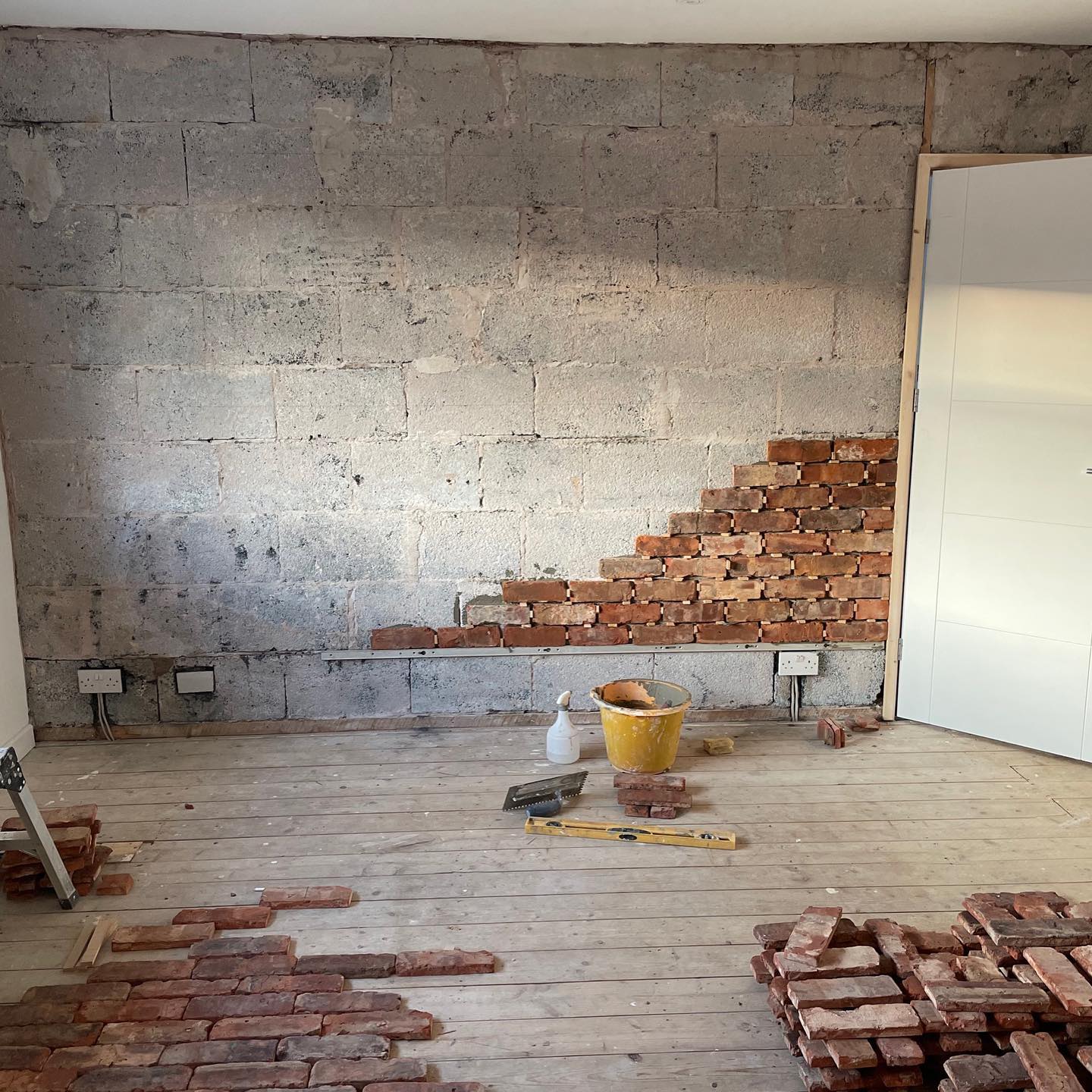 Bedroom Reclaimed Brick Slip Feature Wall