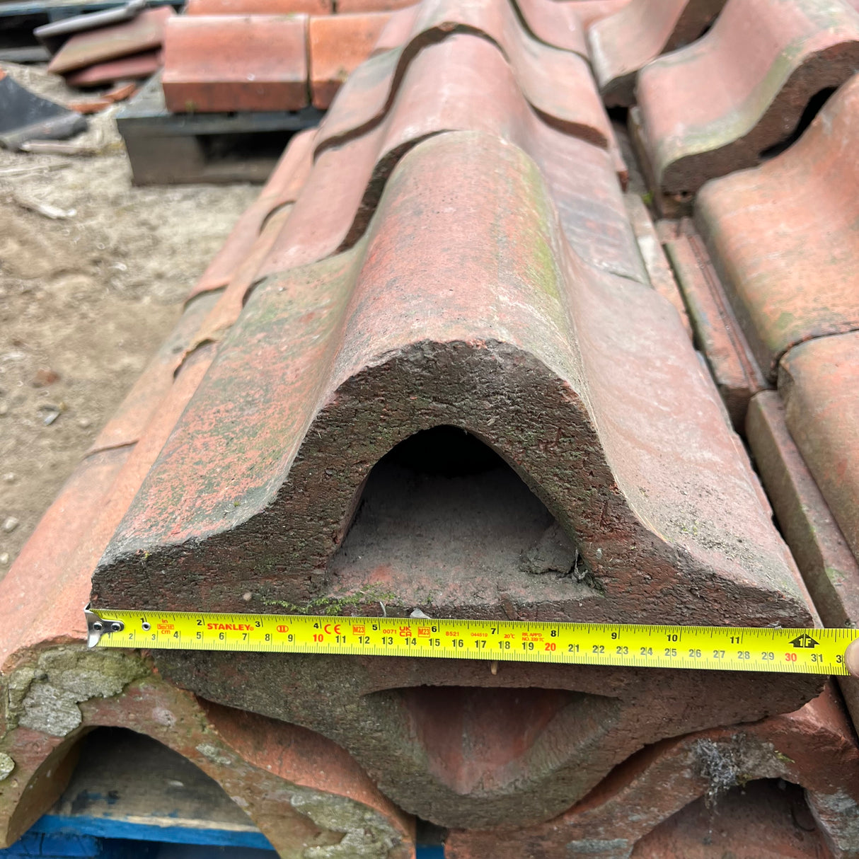 Reclaimed Terracotta Red Red Wall Coping Brick - Job Lot of 28ft
