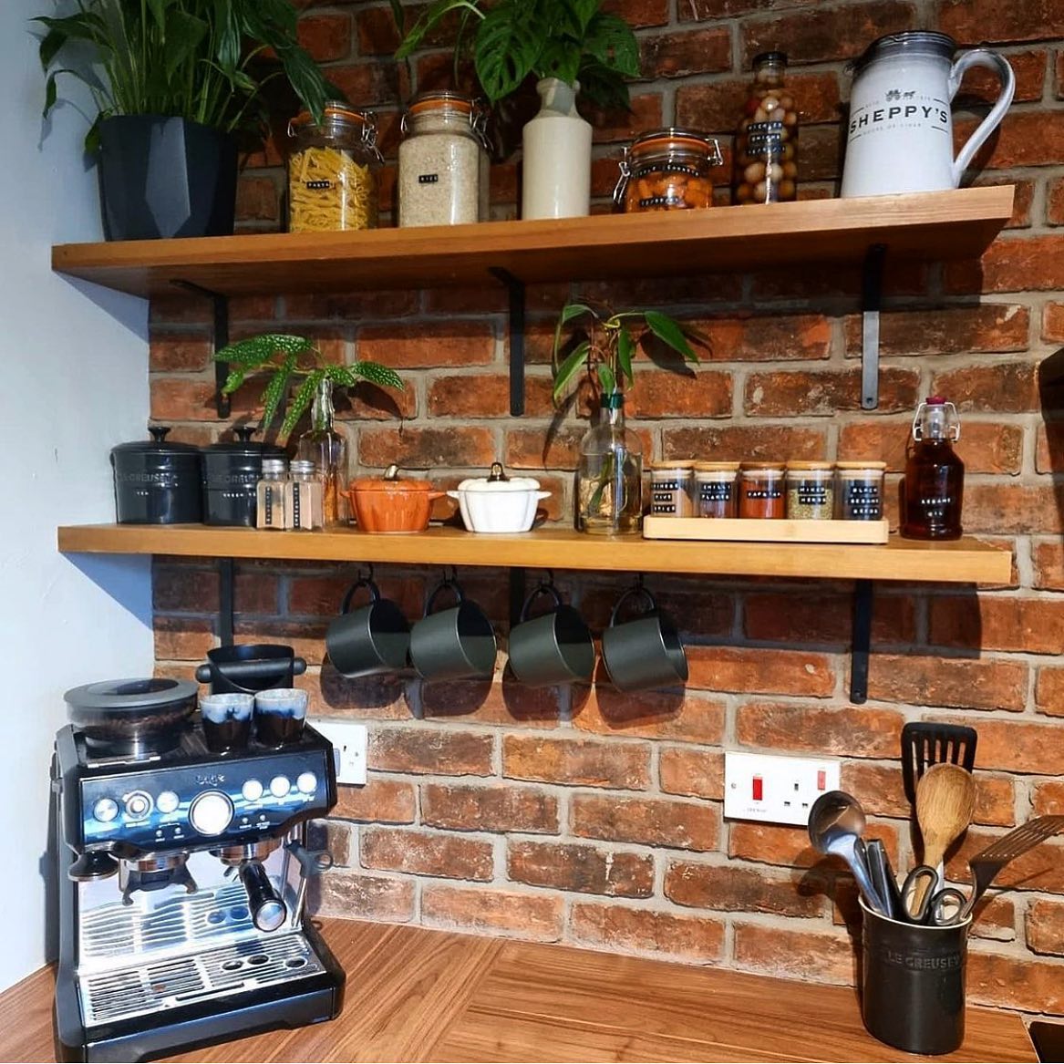 Handmade Brick Slip Kitchen Splash