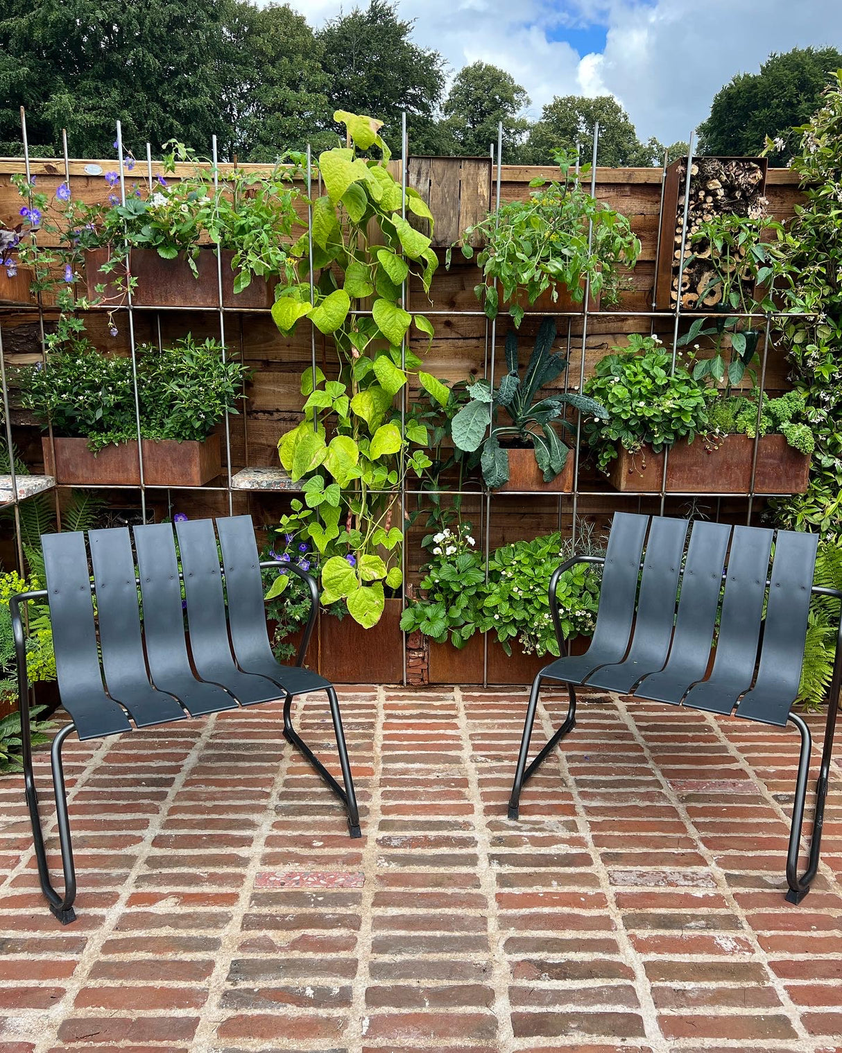 Brick Yard Garden - RHS Tatton Flower Shower 2023