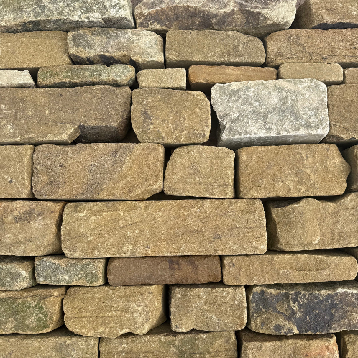 Tumbled Farmhouse Walling Stone - Per Bag