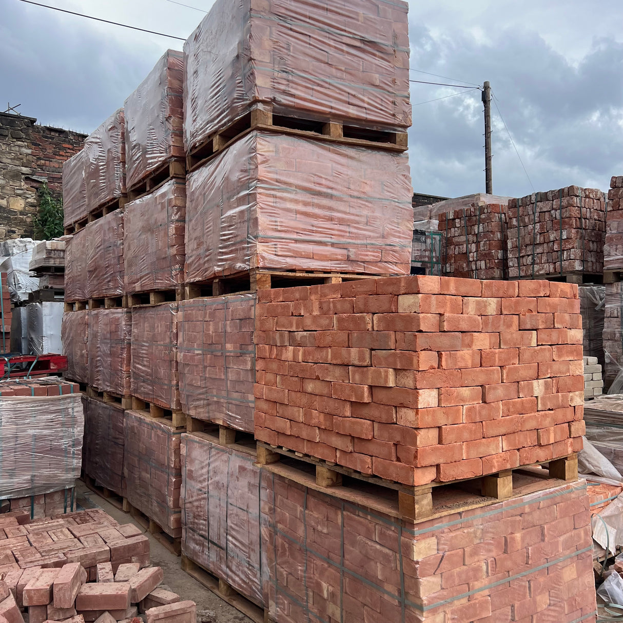 Heritage 68mm Red Handmade Brick | Pack of 320 Bricks | Free Delivery