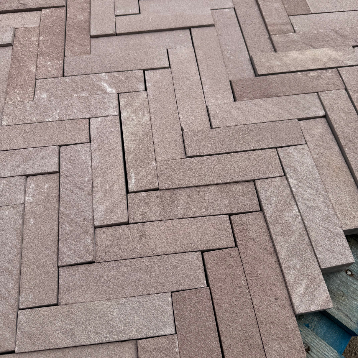 Red Sandstone Stackers - 200mm x 50mm x 40mm - Per SQM