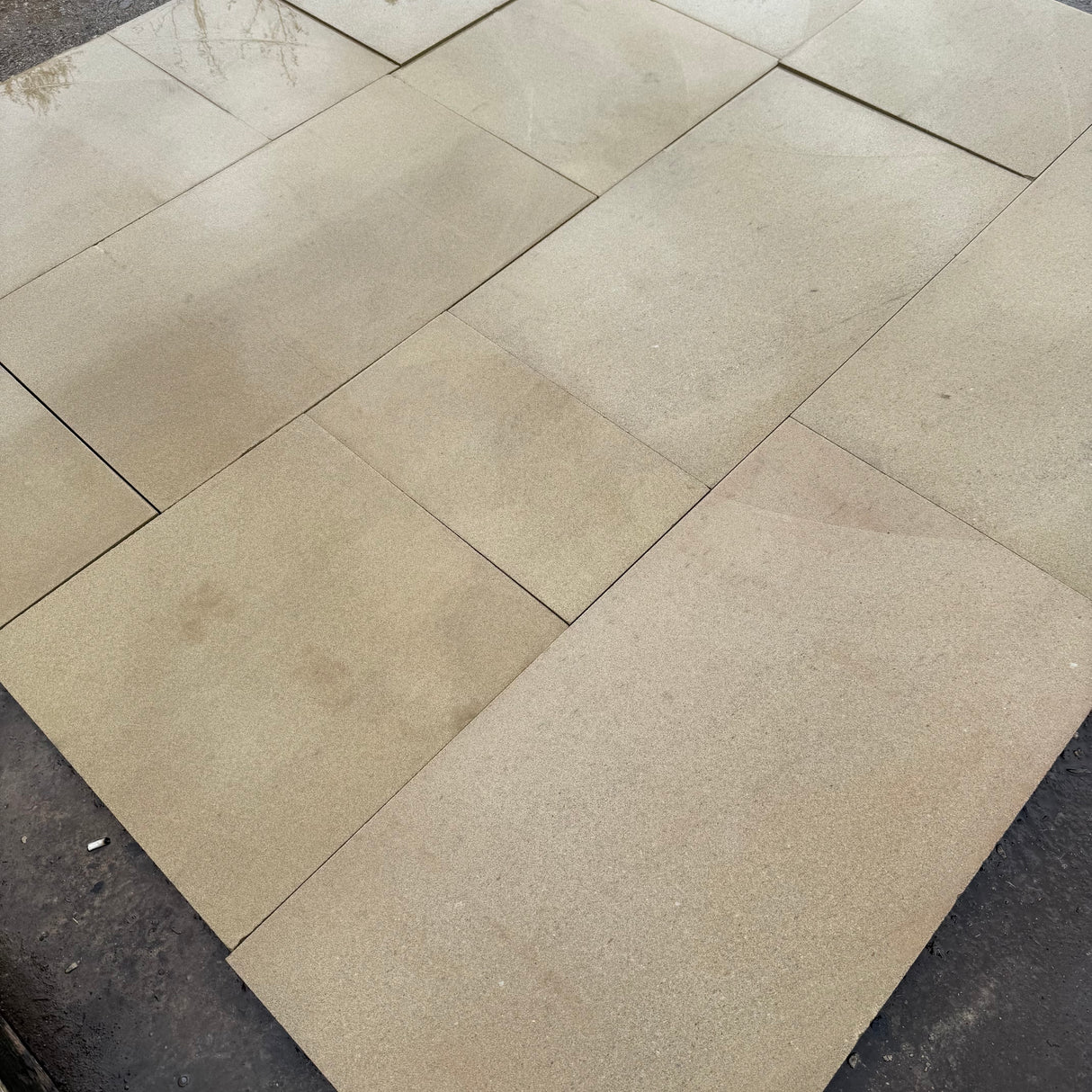 Britannia Buff Yorkshire Stone Sawn Paving - Per SQM