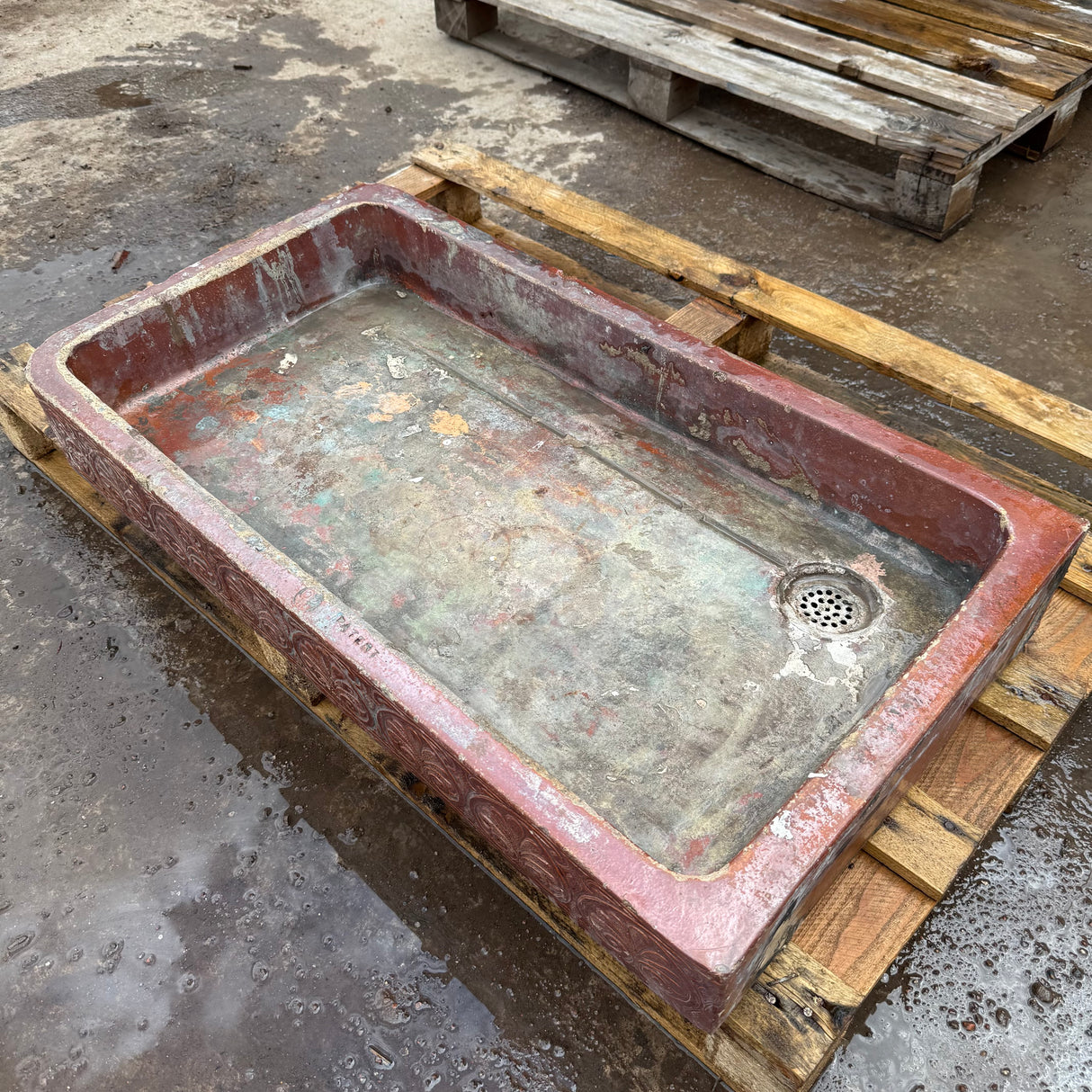 Decorative Glazed Brown Sink