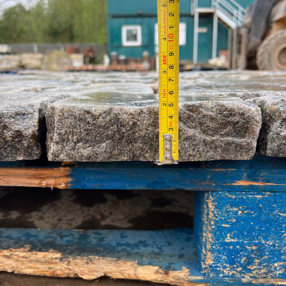 Reclaimed Mixed Granite Cobble Tops - Per SQM