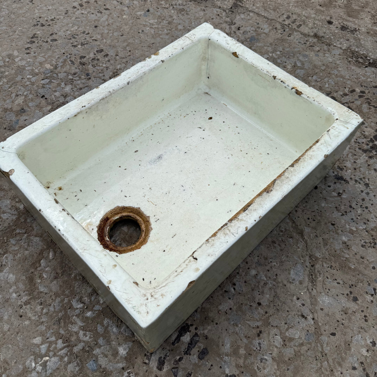 Reclaimed White Belfast Sink