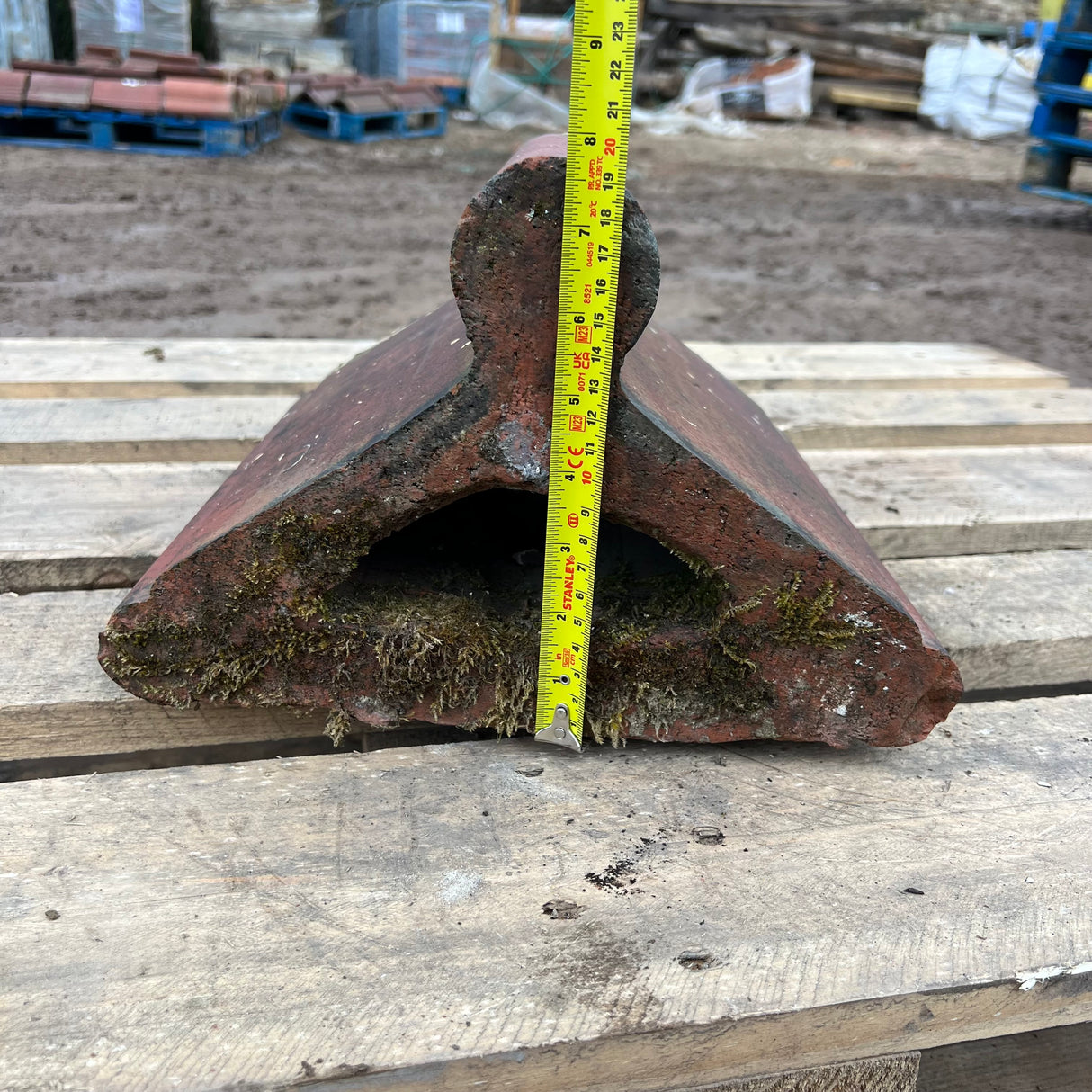 Reclaimed Terracotta Red Wall Coping Brick - Job Lot of 8ft