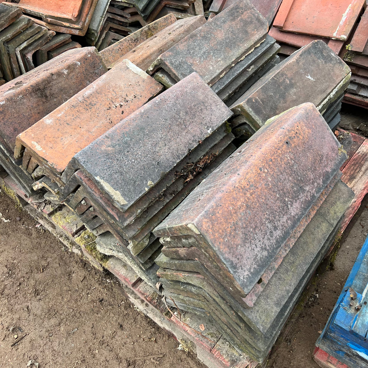 Reclaimed Brindle Clay Triangle Roof Ridge Tile - 90 Degree