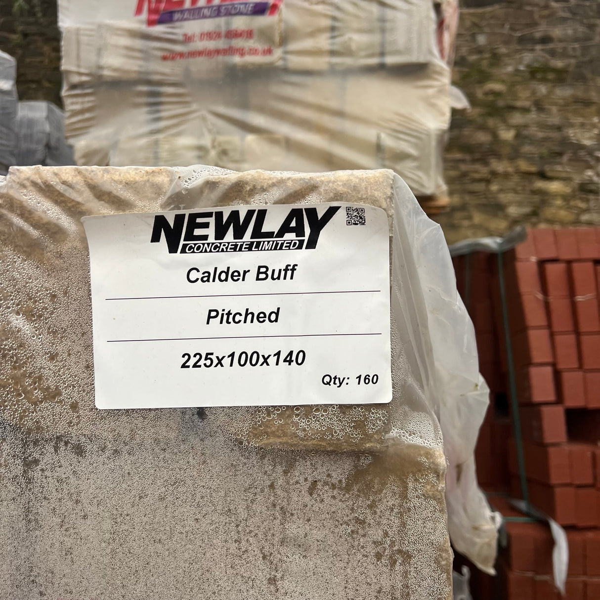 Newlay Calder Buff Pitched Walling Stone - Per Pack