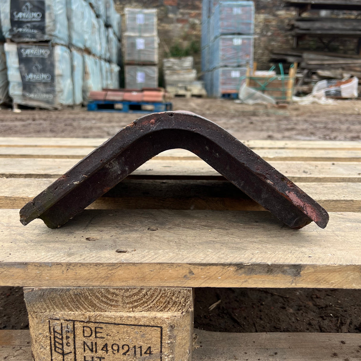 Reclaimed Brindle Blue Hogs Back Clay Roof Ridge Tile