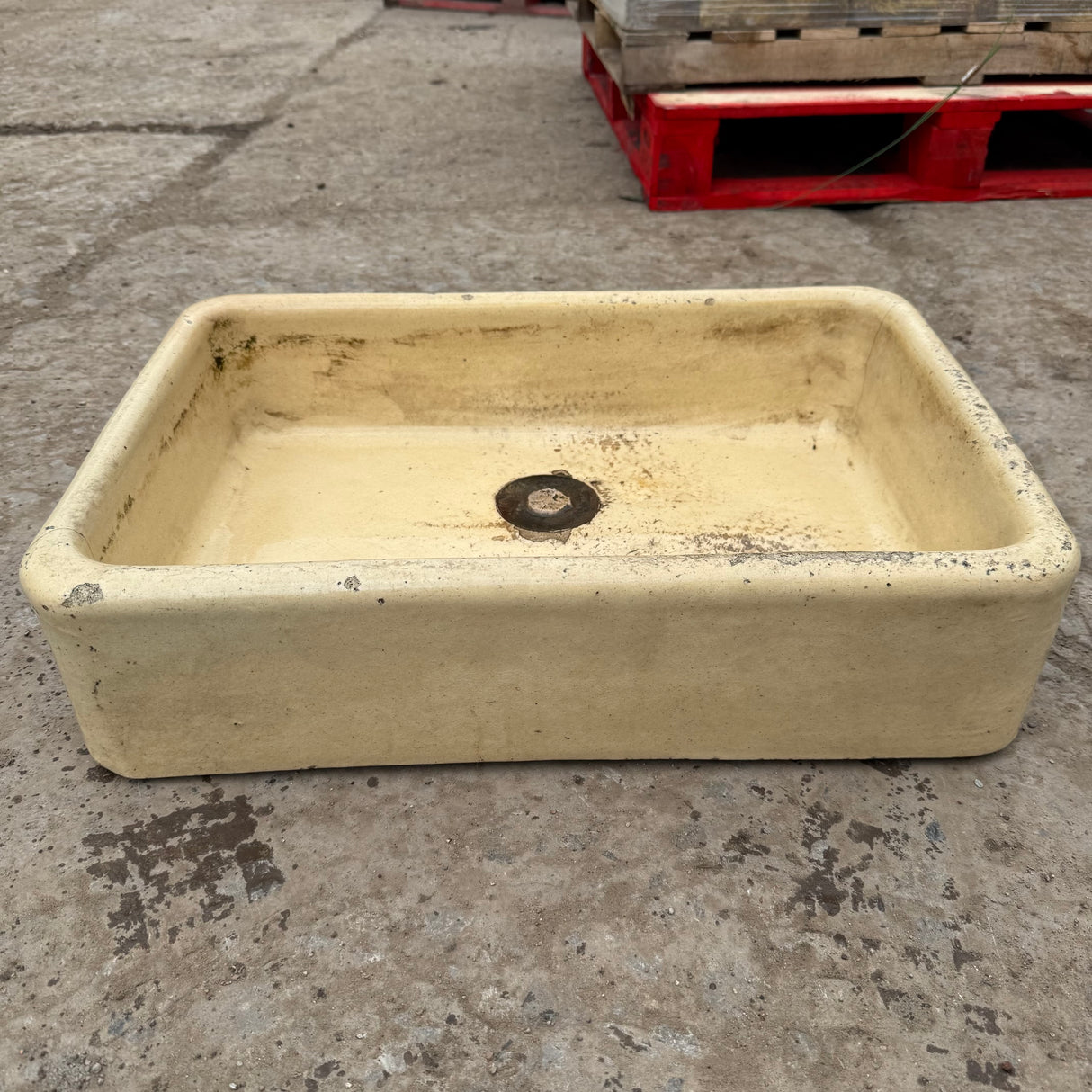 Reclaimed Yellow Ceramic Belfast Sink