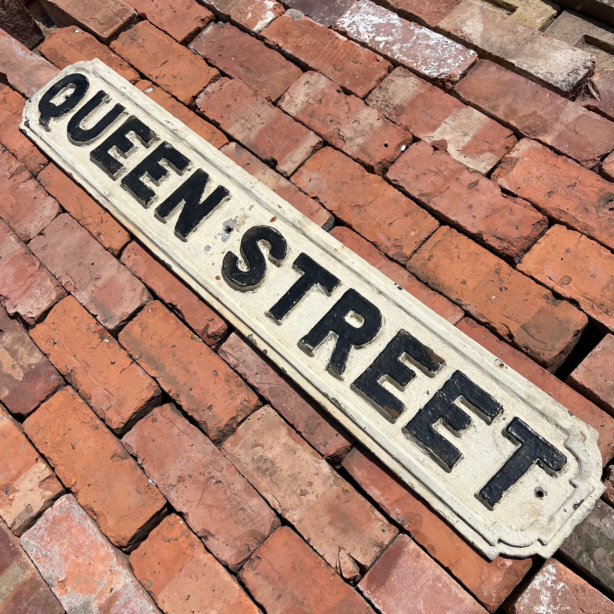 Original Cast Iron ‘Queen Street’ Sign