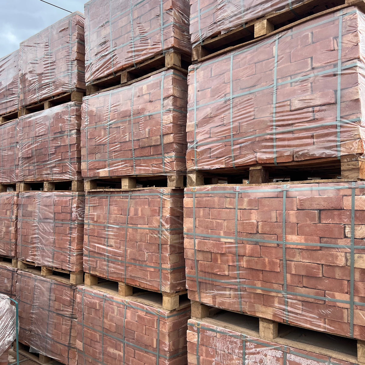Heritage 68mm Red Handmade Brick | Pack of 320 Bricks | Free Delivery