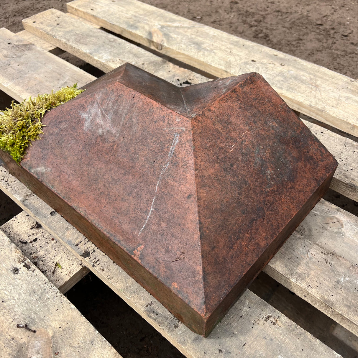 Reclaimed Terracotta Red Brick Wall Coping Corner & End