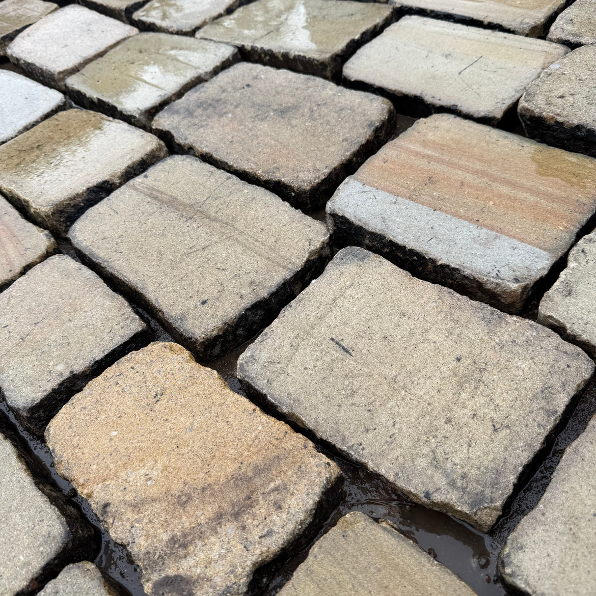 Reclaimed Sawn Yorkshire Stone Cobble Tops - Per SQM