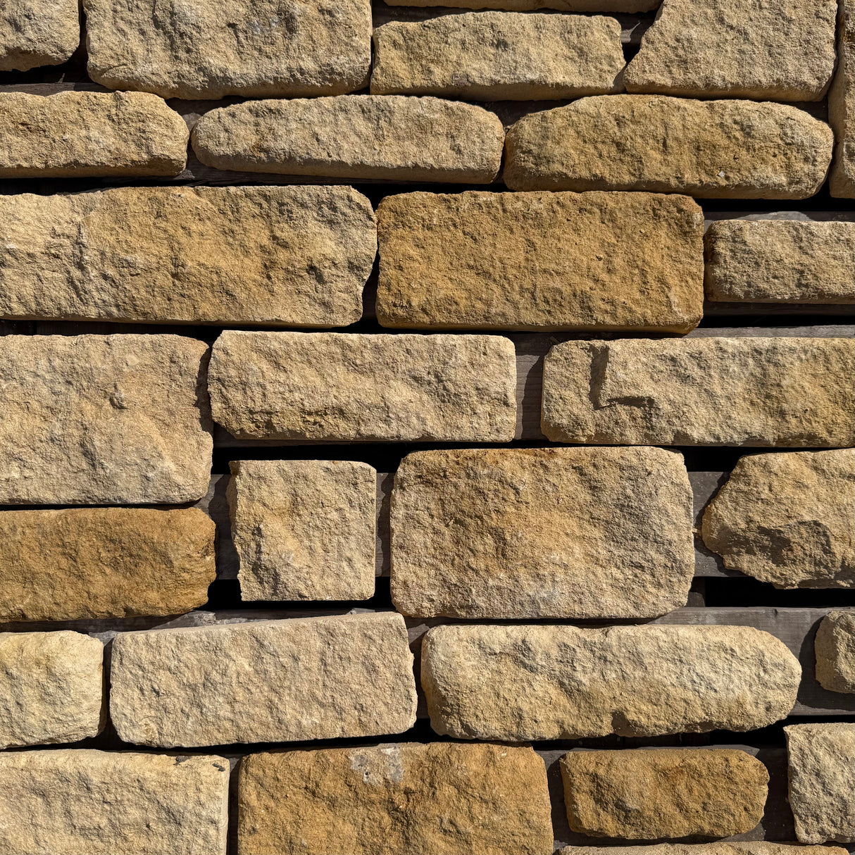 Cotswold Blend Stone Cladding - Per SQM