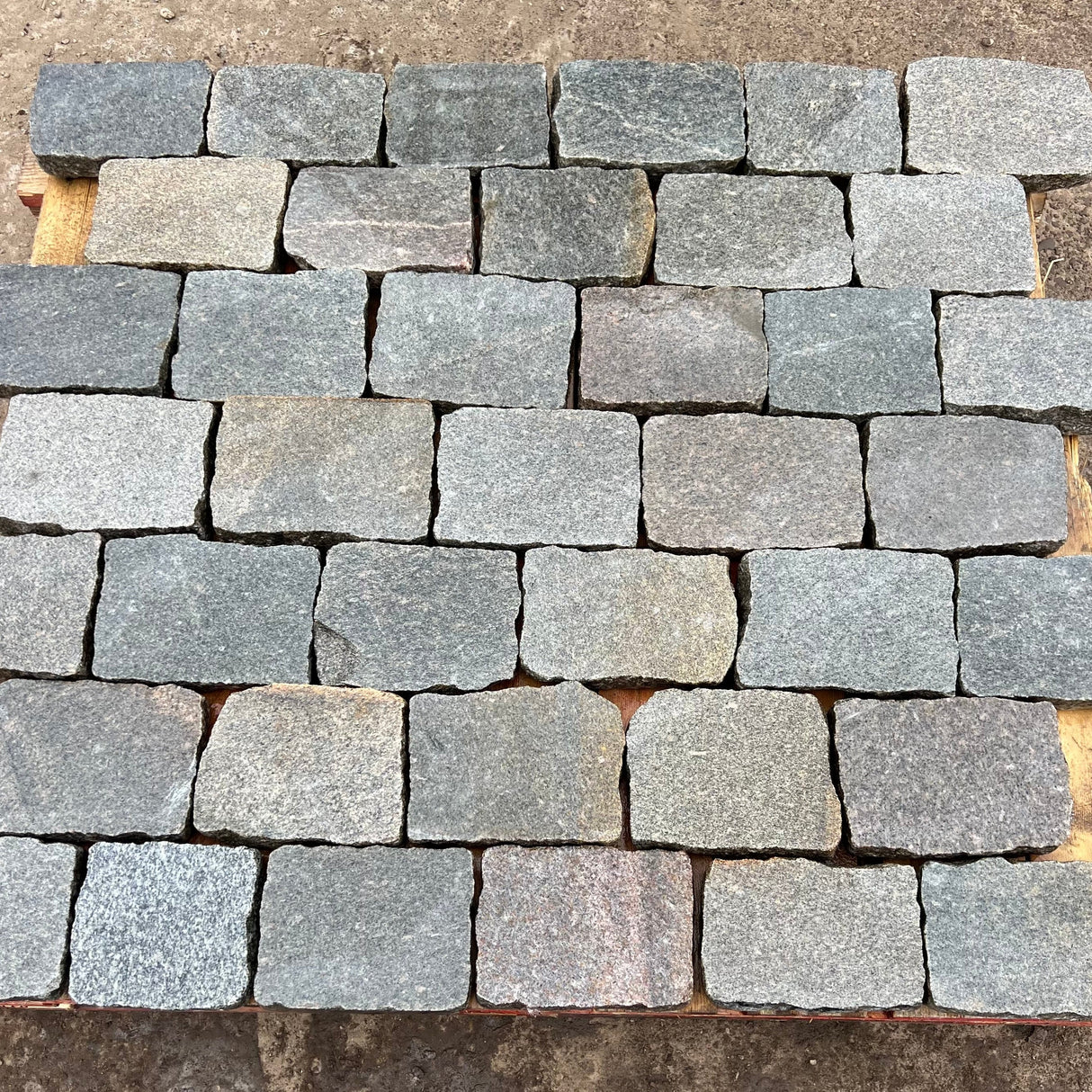 Reclaimed Smooth Granite Cobble Tops - Per SQM