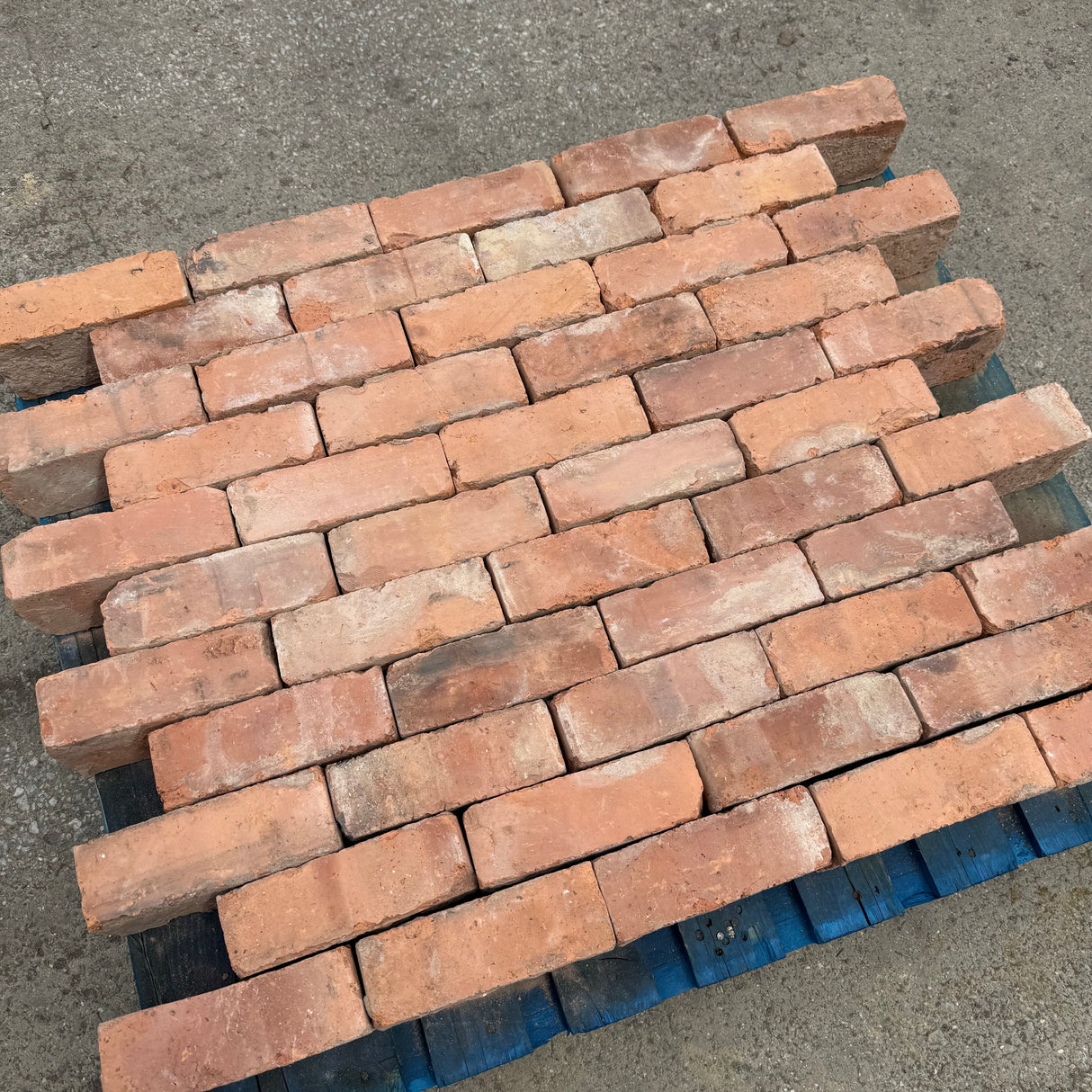 Reclaimed Nottingham Wirecut Imperial Bricks | Pack of 250 Bricks | Free Delivery