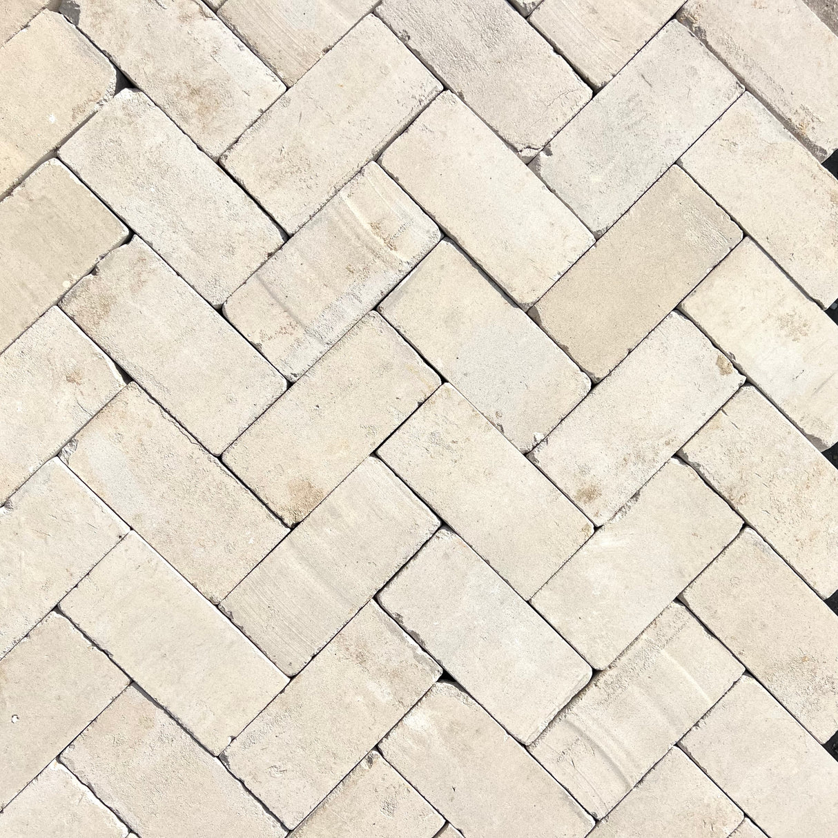 Reclaimed White Paving Bricks | Pack Of 400 Bricks | Free Delivery