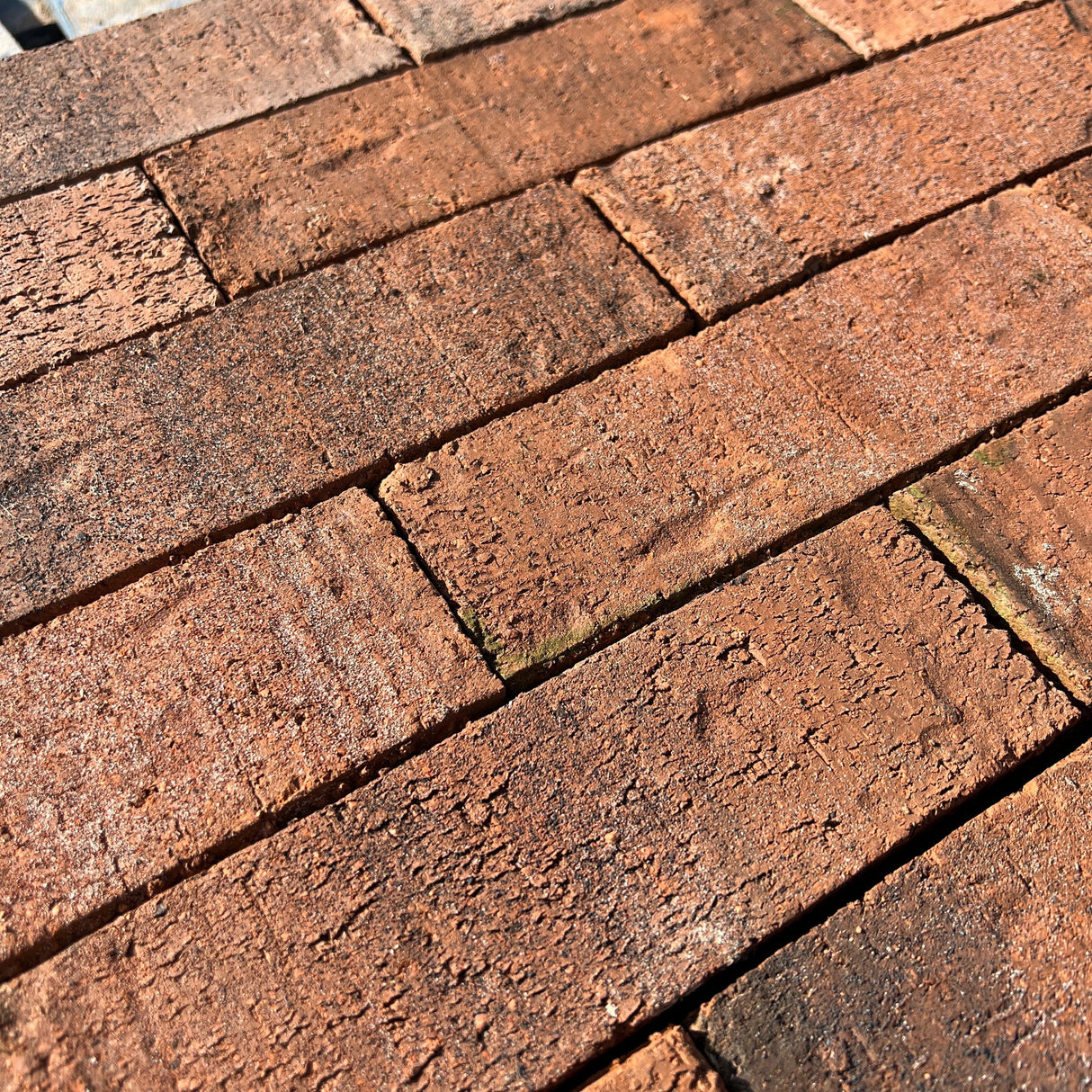 Brown Rustic Facing Bricks - New - Reclaimed Brick Company