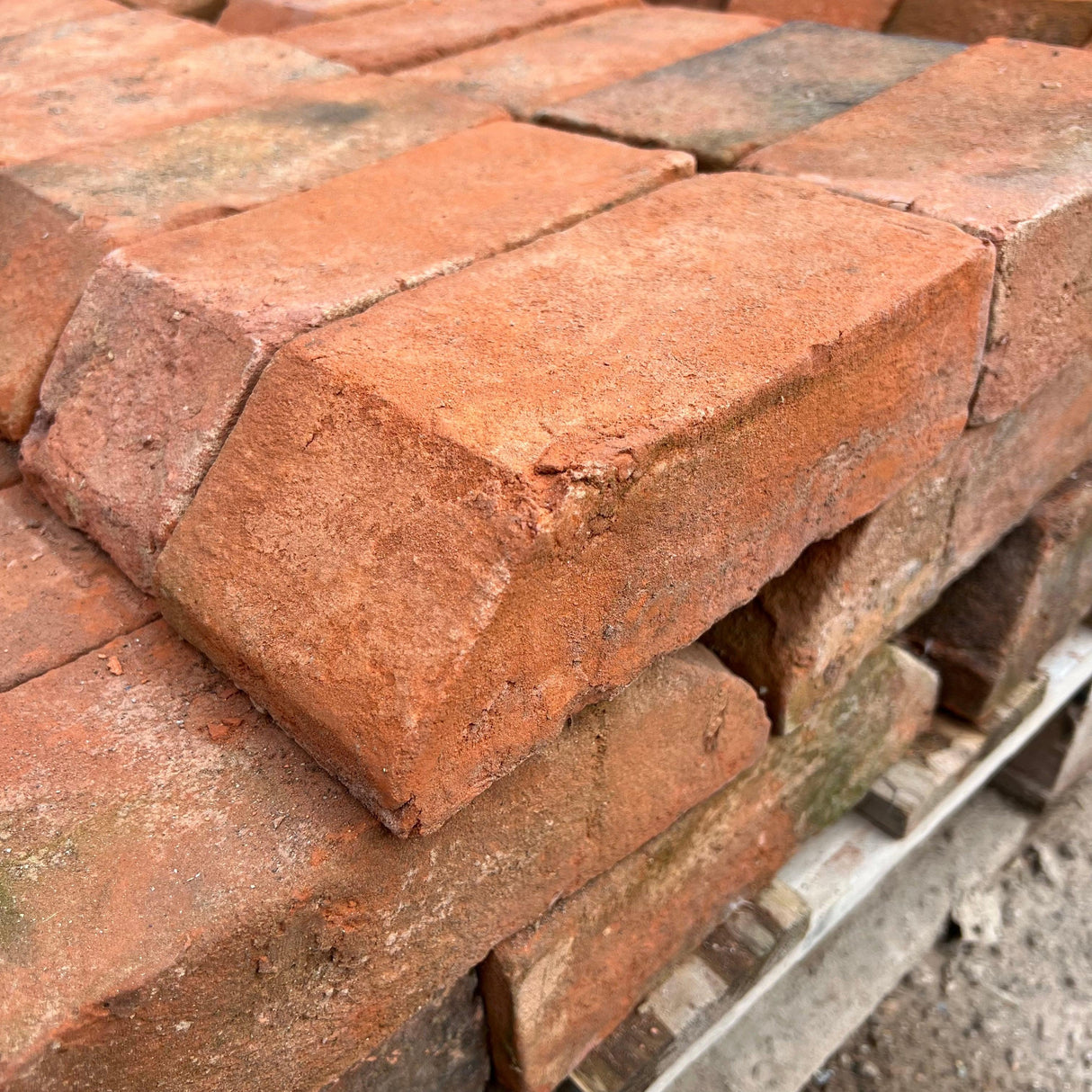 65mm Handmade Plinth Header Brick PL2.2 - Reclaimed Brick Company