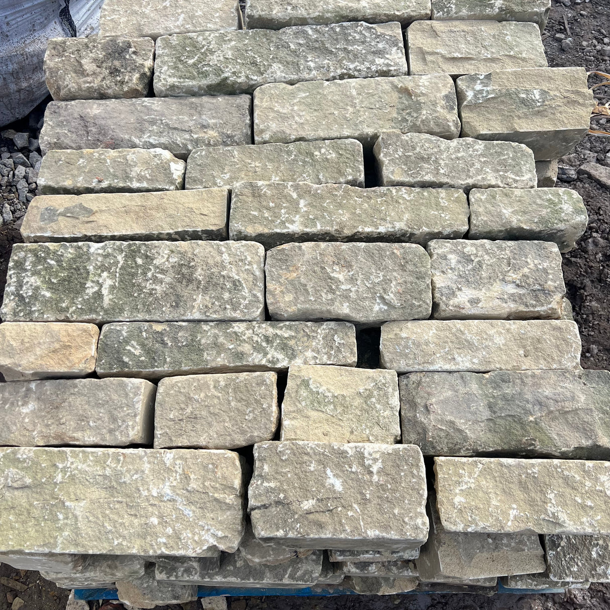 Reclaimed Delph Building Stone - Per SQM