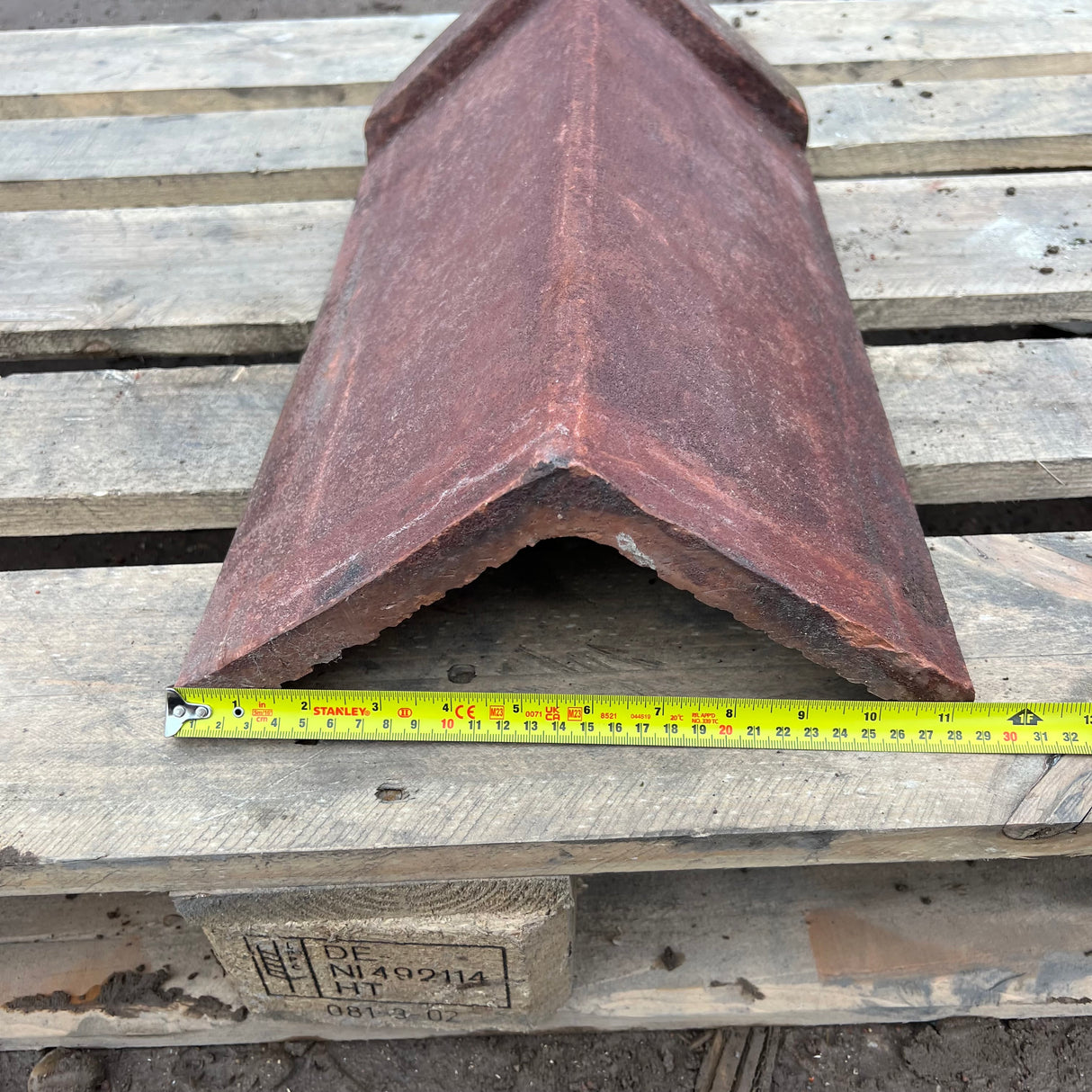 Reclaimed 18" Red Triangle Capped Clay Roof Ridge Tile - 100 Degree
