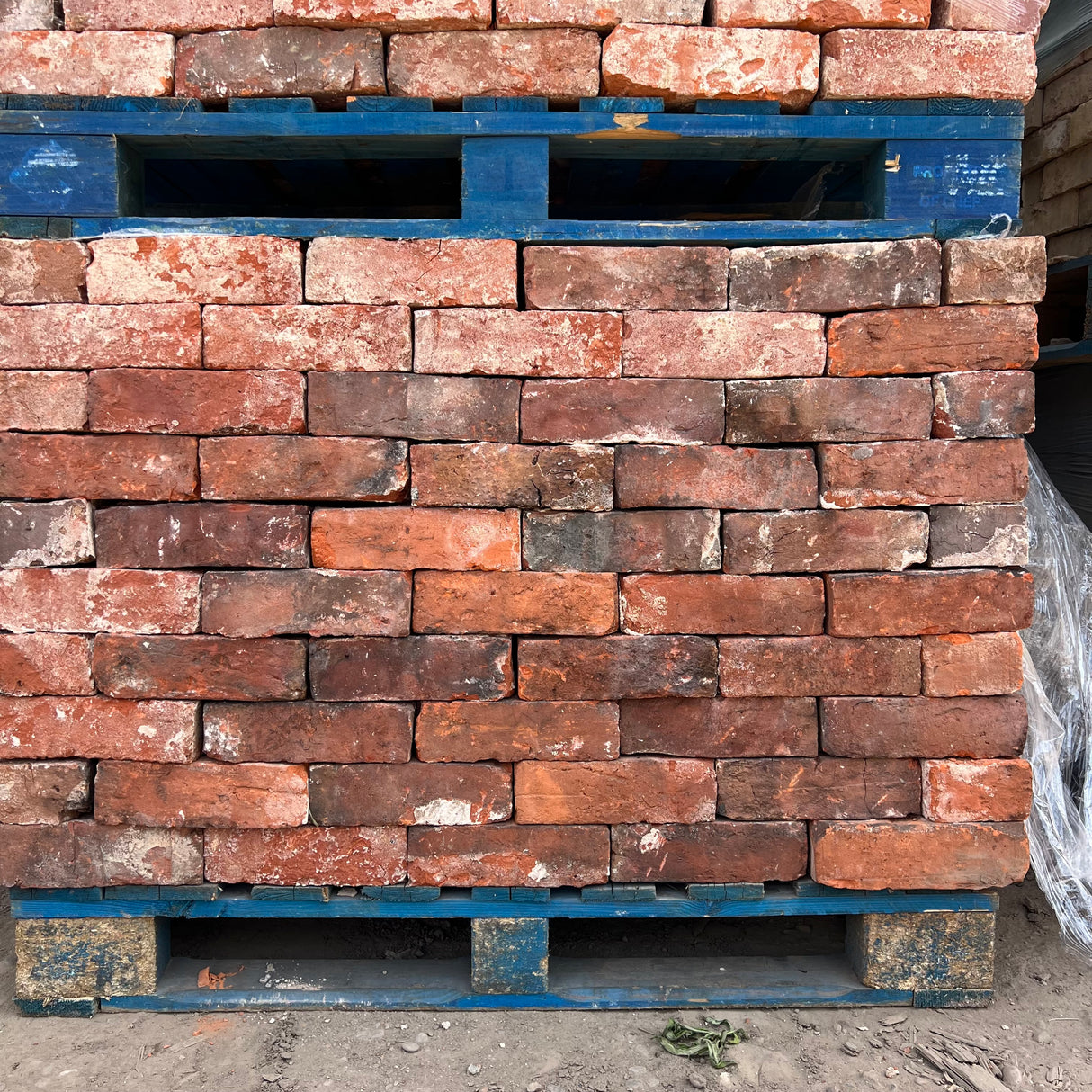 Reclaimed Ashbourne Handmade Bricks | Pack of 250 | Free Delivery