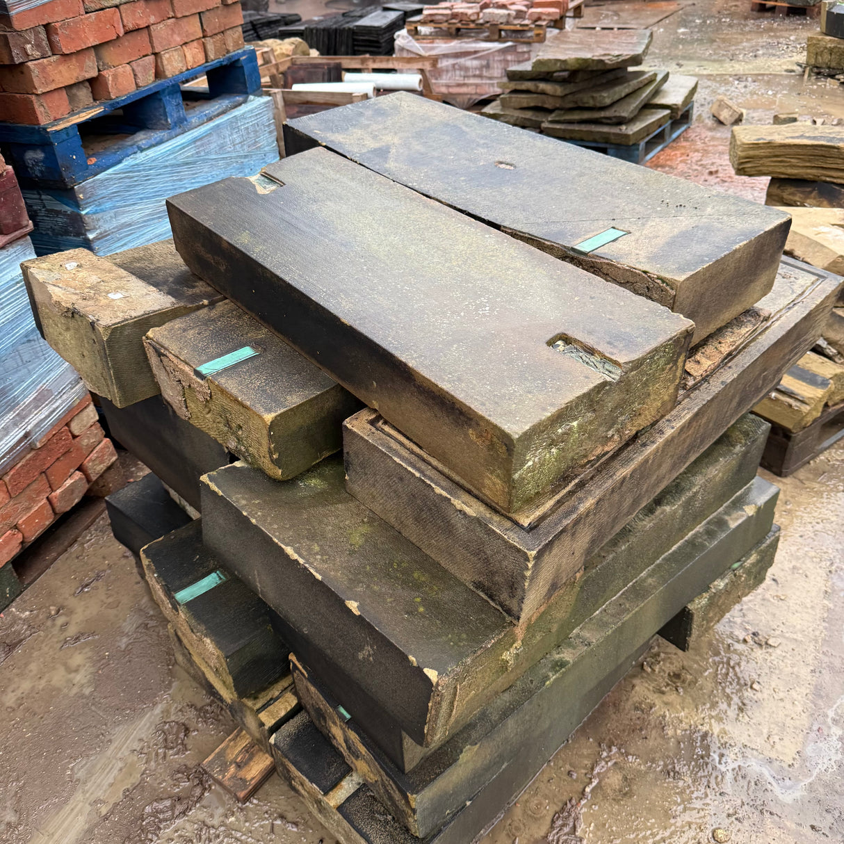 Reclaimed Stone Water Tabling Coping - Job Lot