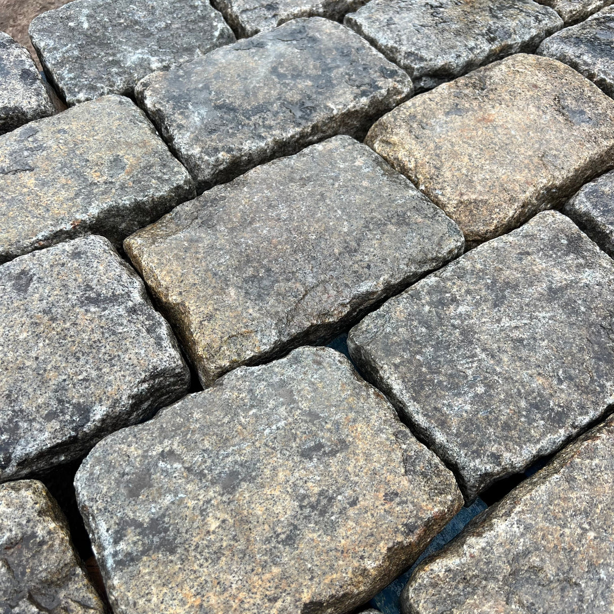 Reclaimed Mixed Granite Cobble Tops - Per SQM