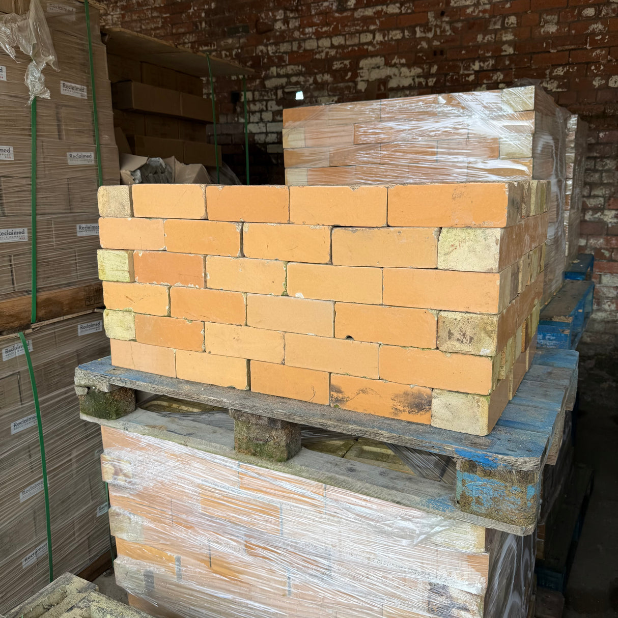 Reclaimed Beige Glazed Bricks