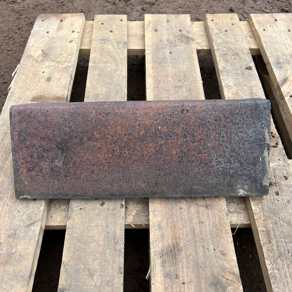 Reclaimed Brindle Clay Triangle Roof Ridge Tile - 90 Degree