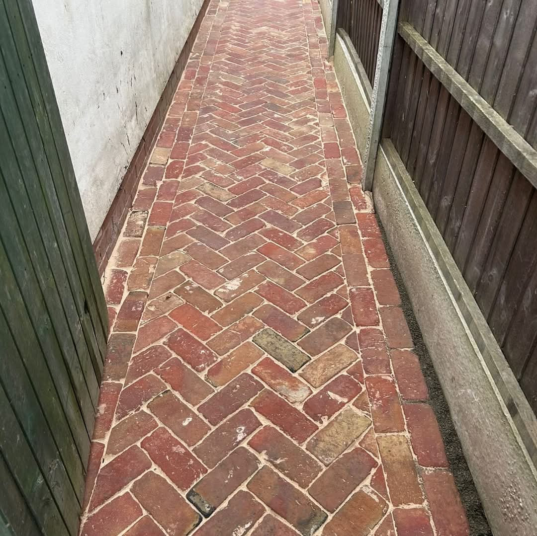 Farmhouse Rustic Clay Brick Pavers