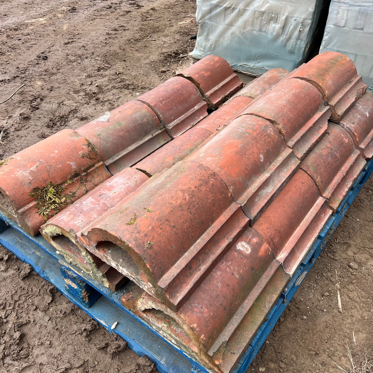 Reclaimed Terracotta Red Wall Coping Brick - Job Lot of 16ft